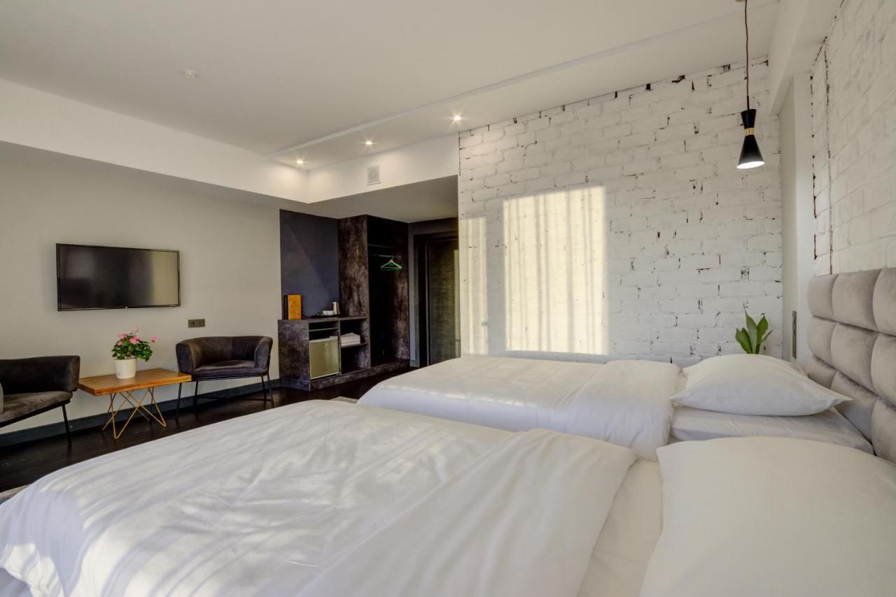 Olimp Hotel Bosteri Extérieur photo